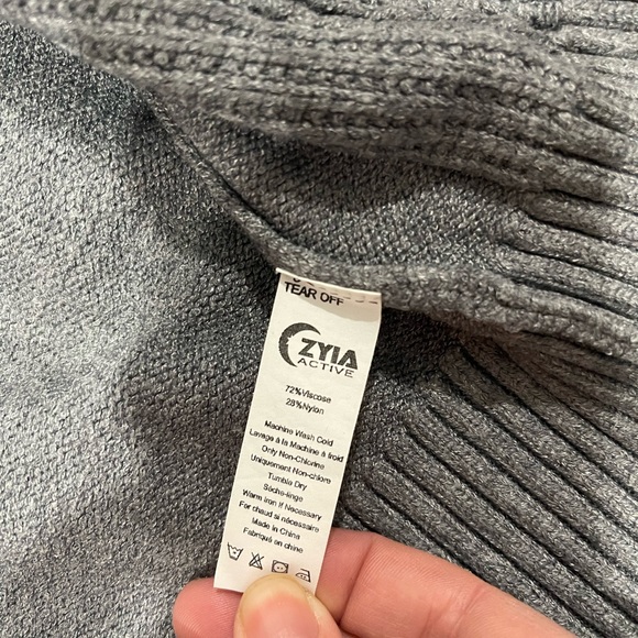 ZYIA Light Gray Ribbed & Cable Open-Front Cardigan - Picture 3 of 7